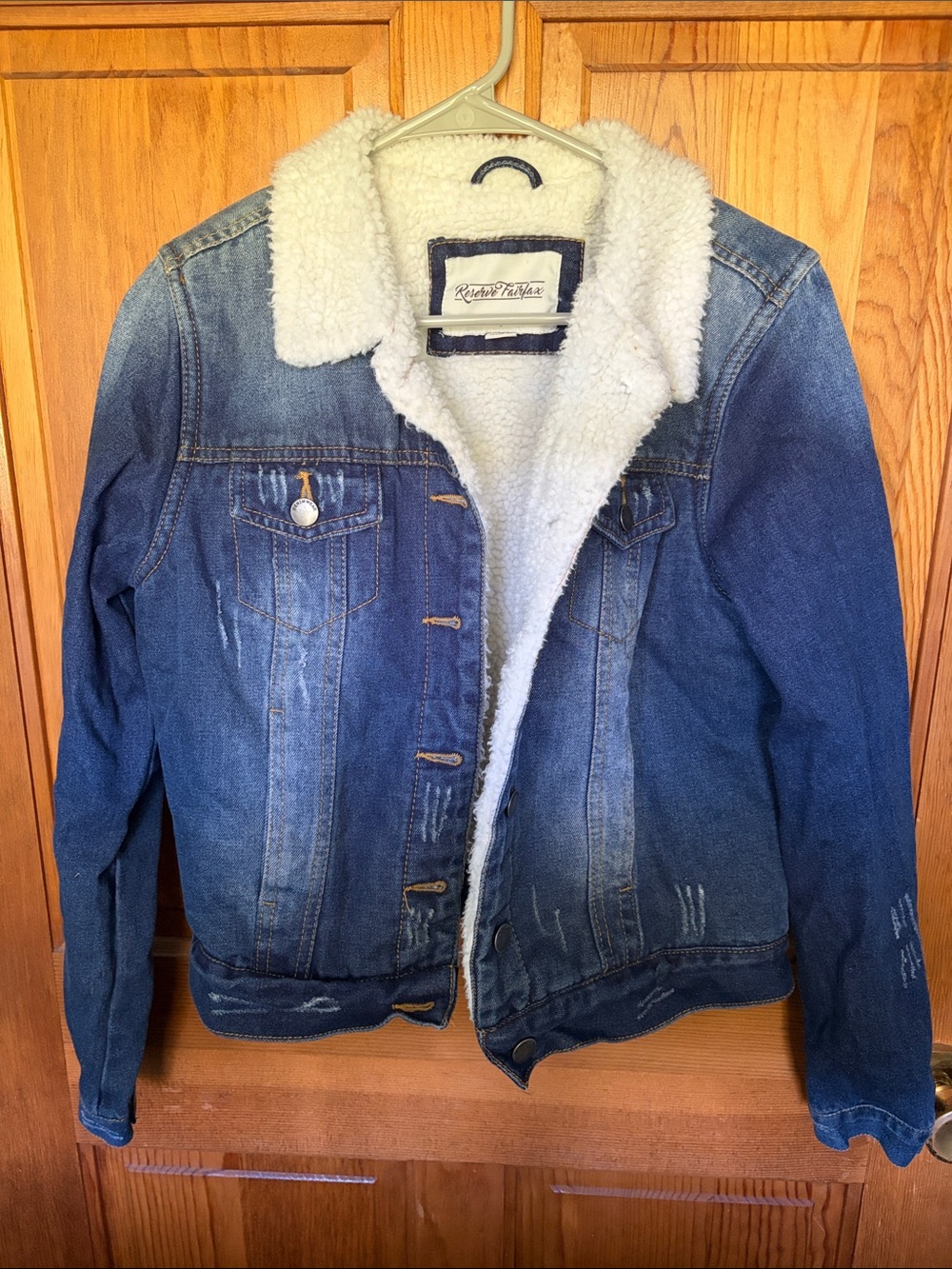 Sherpa lined jean jacket Women’s size L